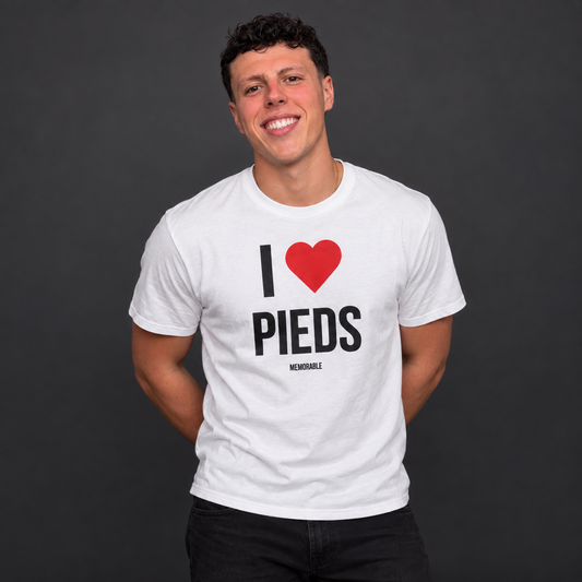 T-shirt  " I❤️ Pieds"